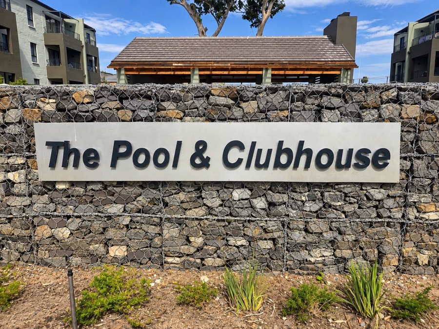 2 Bedroom Property for Sale in Jakarandas Western Cape